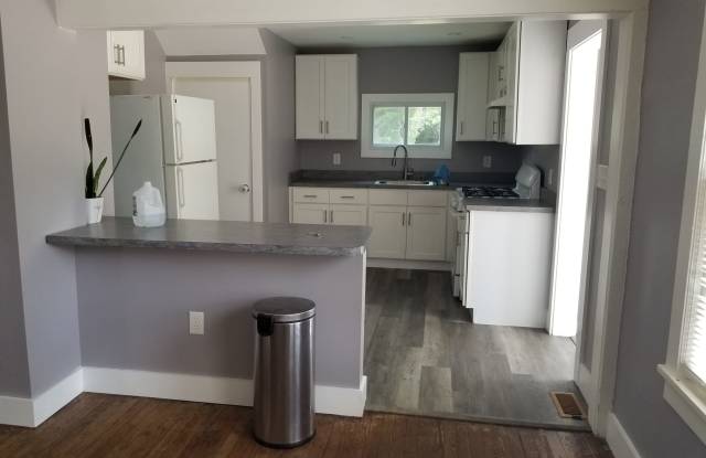 9 Pineview Avenue Gallery 2