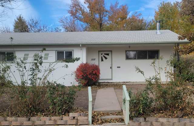 3 Bedroom 1 Bath Home **Move In Special photos photos