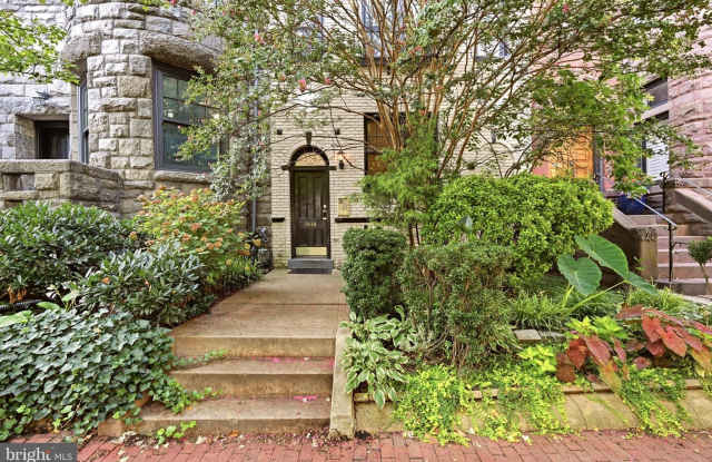 1618 S Street NW Gallery 1