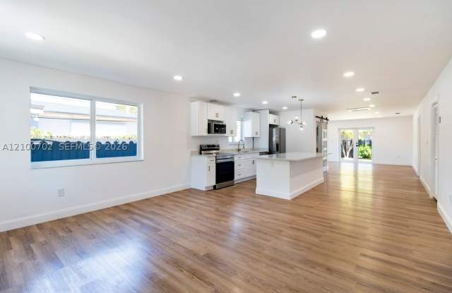 2039 SW 60th Ct Gallery 3
