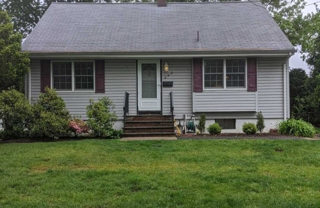 492  Dorchester Road - 492 Dorchester Road, Ridgewood, NJ 07450