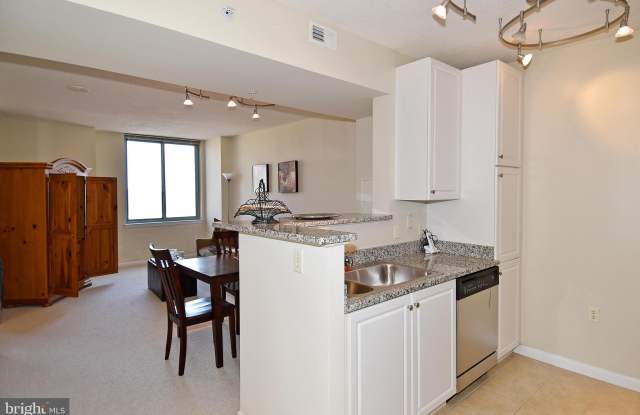 851 N GLEBE ROAD photos photos