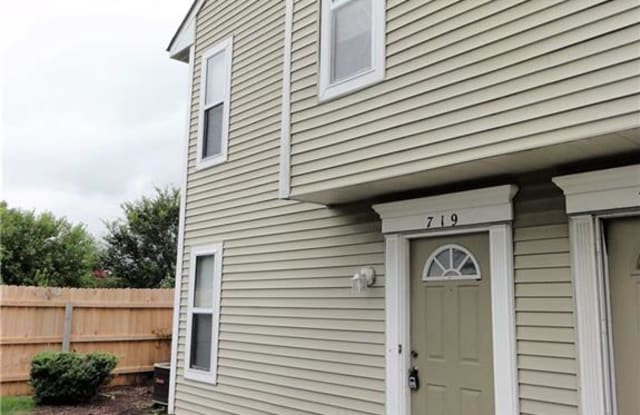 719 Gemstone Lane - 719 Gemstone Lane, Virginia Beach, VA 23462