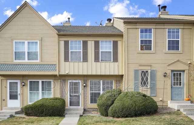 10719 Foxwood Ct - 10719 Foxwood Court, Parker, CO 80138