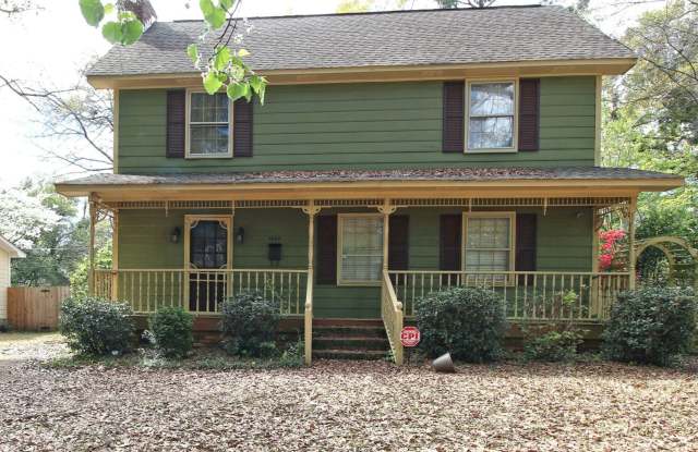 3 Bedroom, 2 Bathroom in Melrose Heights - Available Now! - 1509 Gladden Street, Columbia, SC 29205