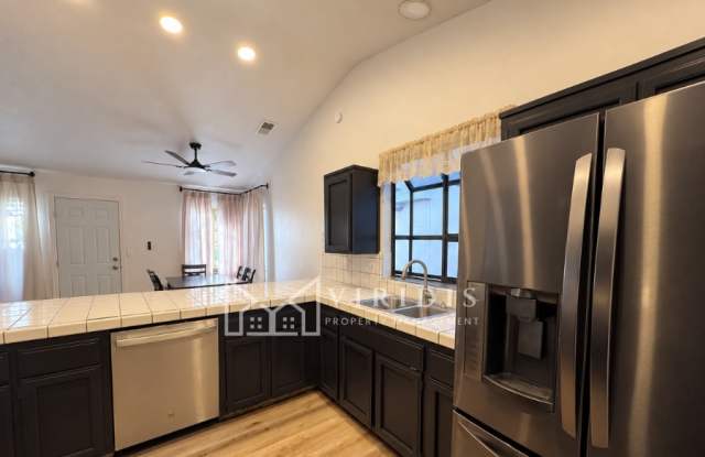 4001 Ivywood Court Gallery 2