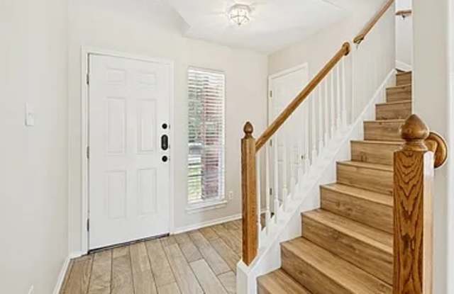 435 Abigail Gallery 4