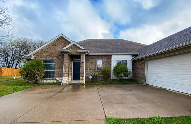 201 Richard Lane - 201 Richard Lane, Red Oak, TX 75154