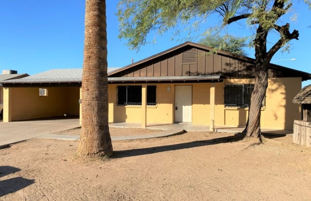 2844 North 57th Avenue - 2844 North 57th Avenue, Phoenix, AZ 85035