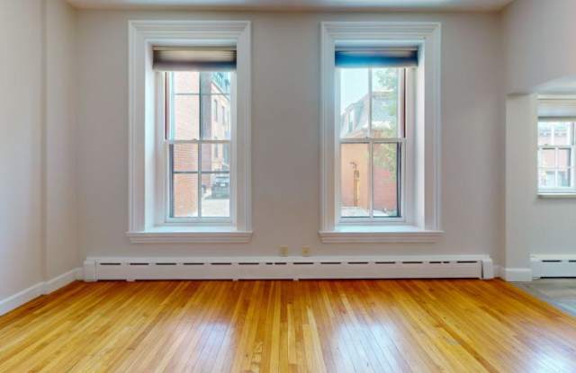 789 East Broadway Gallery 4