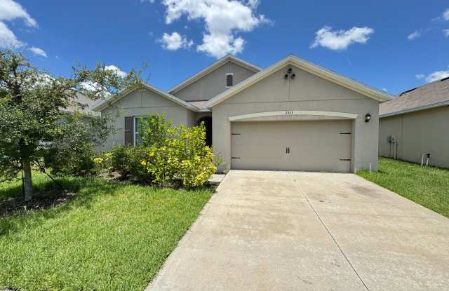Beautiful 4 BR / 2 BA Home in Lakeland! photos photos