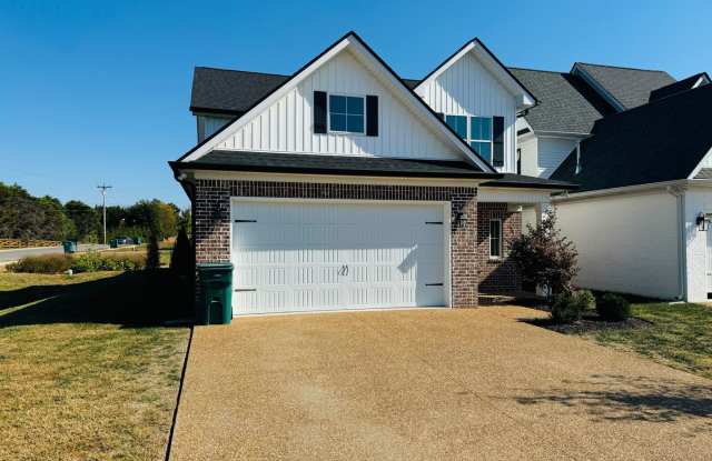 FOR LEASE - 3 Bed, 2 Bath, 1986sqft on Maple Hill Rd in Lebanon, TN. photos photos