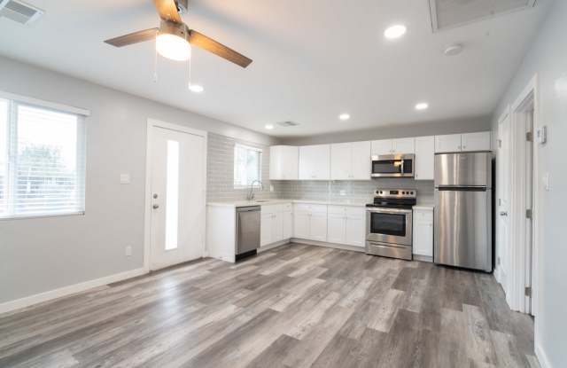 1421 South Rita Lane - 2 Gallery 4