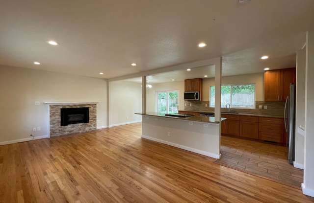 Newly Remodeled 6 Bed 3 Bath Martin Acre’s Home in Boulder photos photos Newly Remodeled 6 Bed 3 Bath Martin Acre’s Home in Boulder photos photos