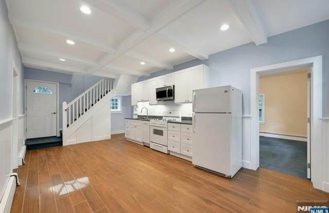 288 Van Dien Avenue Gallery 2