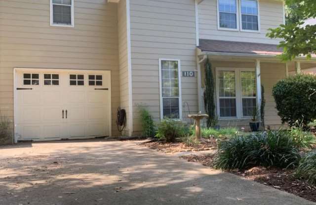 110 Braelinn Ct Gallery 2