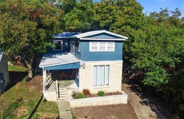 Large 5 Bedroom House in North Campus! photos photos