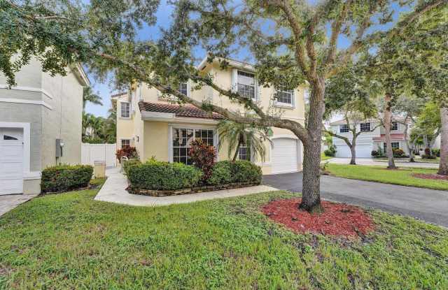 Excellent Home in Weston Gallery 1