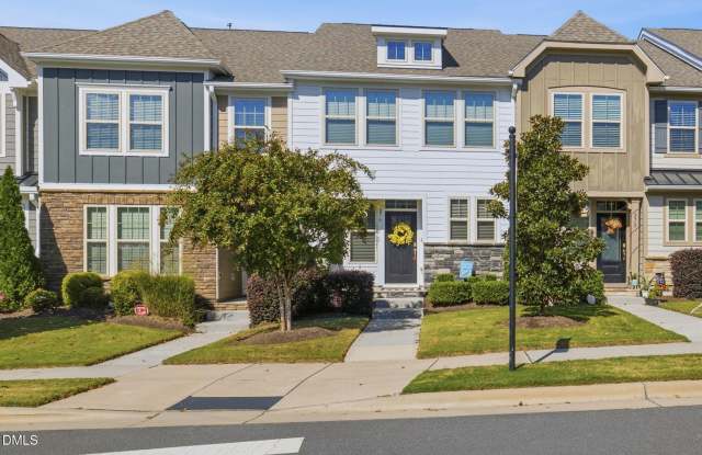 276 Douglas Falls Drive Gallery 1