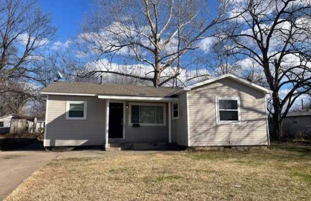 708 O NW photos photos 708 O NW photos photos