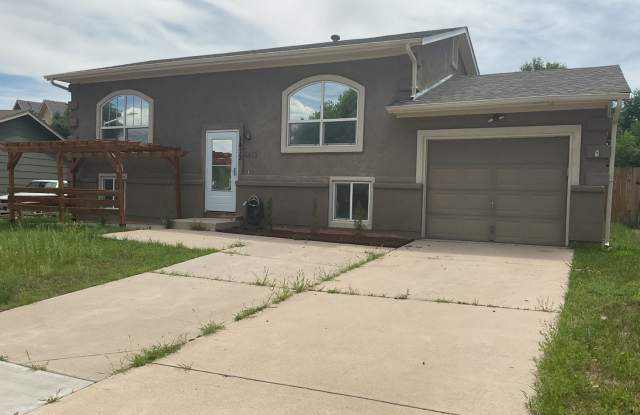 4 bedroom home on Keith for Rent photos photos