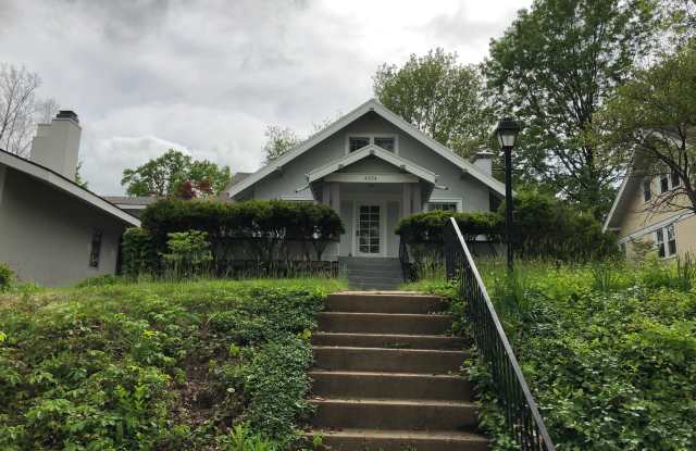4954 Westwood Ter - 4954 Westwood Terrace, Kansas City, MO 64112