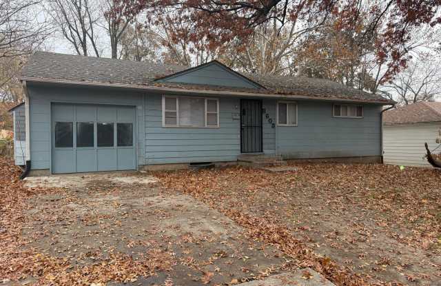 8603 Bristol Ave - 8603 Bristol Avenue, Kansas City, MO 64138