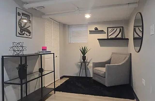 7228 S Talman Avenue Gallery 3