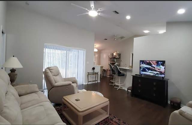2534 N BRENTWOOD Circle Gallery 2