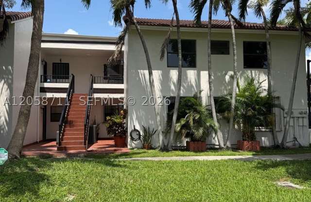 10875 NW 7th St photos photos