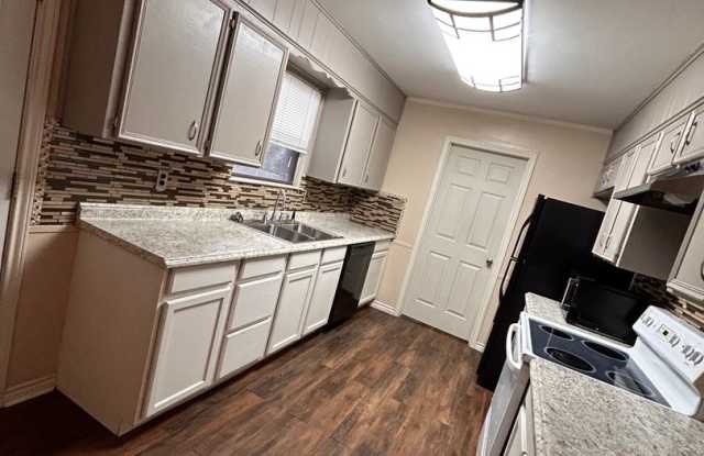 Country living in town! Gallery 4