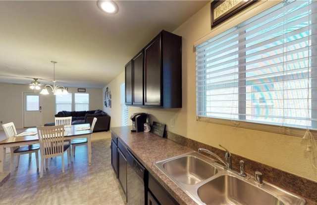 9901 Calcite Drive Gallery 2