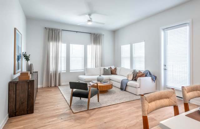 Lantower Bayside Gallery 1