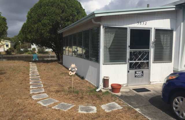 5832 Portsmouth Dr. Gallery 2