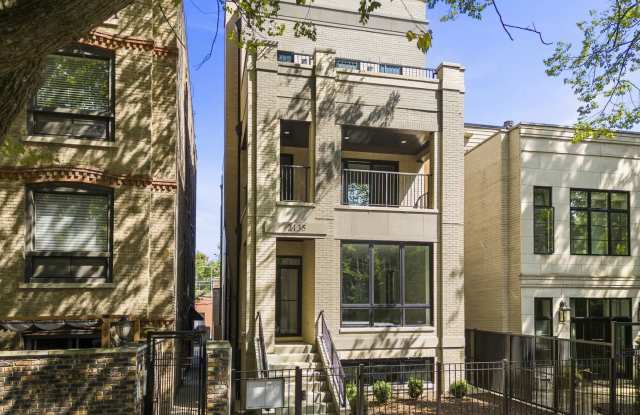 2135 N Lakewood Avenue unit: 1 photos photos 2135 N Lakewood Avenue unit: 1 photos photos