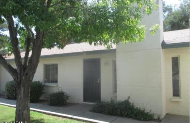 920 W LAGUNA Drive - 920 West Laguna Drive, Tempe, AZ 85282