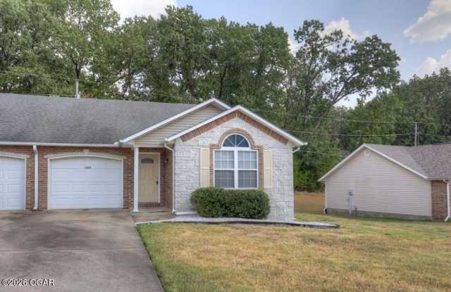 1653 Mayberry Drive Gallery 1
