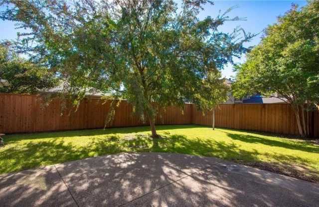 4428 Emerson Drive Gallery 2