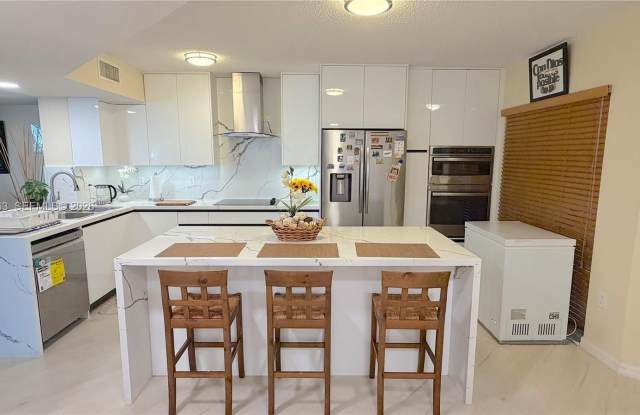 9539 Weldon Cir photos photos