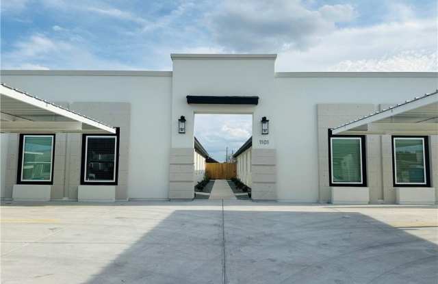 1101 Sugar Garden Drive unit: 2 photos photos