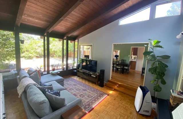 2BD/1BA – Spacious Menlo Park Home with Mid-Century Charm photos photos