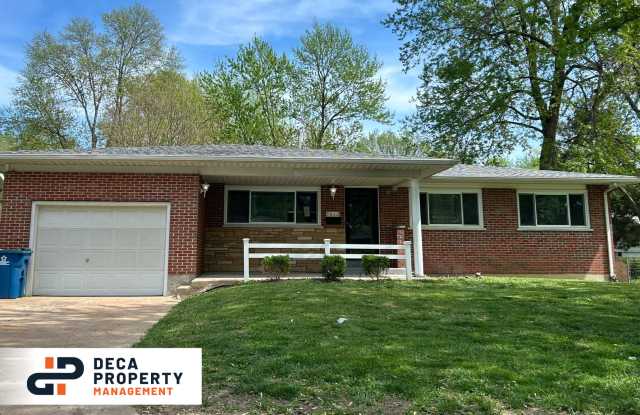 7012 Marlac Dr - 7012 Marlac Drive, Hazelwood, MO 63042