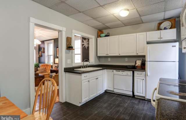 1139 Main Street - 1 Gallery 4