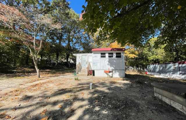Updated 3 bedroom, 1.5 bath Home FOR RENT in Laurel Lakes, NJ $1450 photos photos