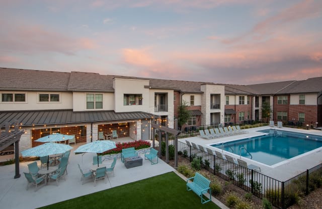 Luxe at Rowlett - Senior Housing photos photos