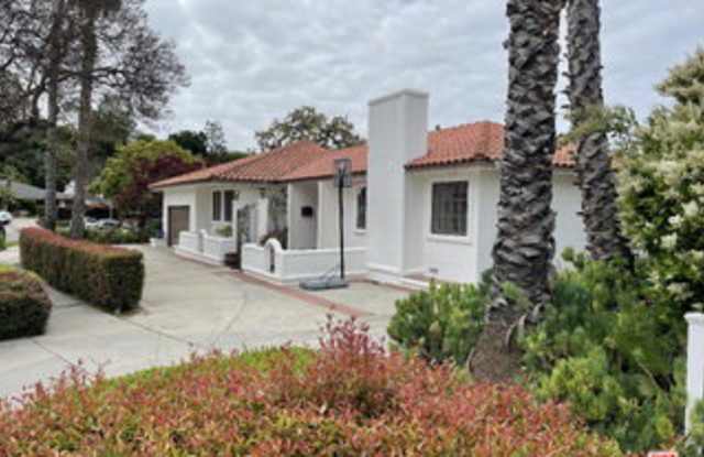 1441 Allenford Avenue Gallery 2