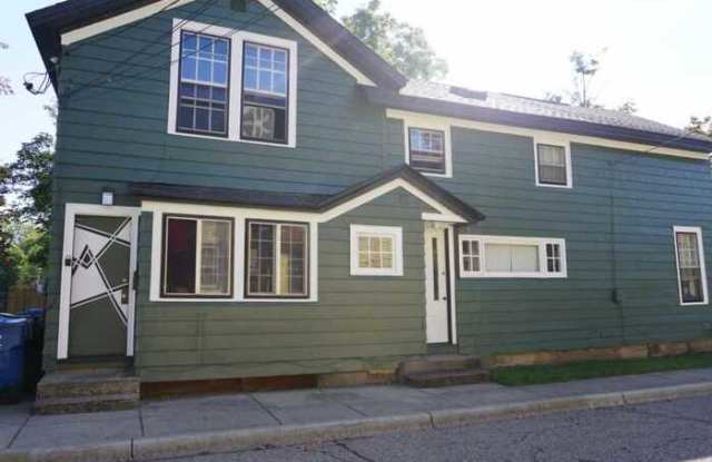 627 Potter Street - 627 Potter Street, Kalamazoo, MI 49007