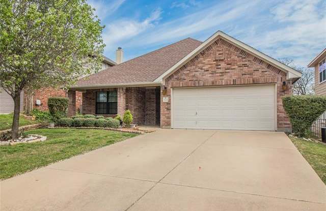 2902 Greenway Drive Gallery 2