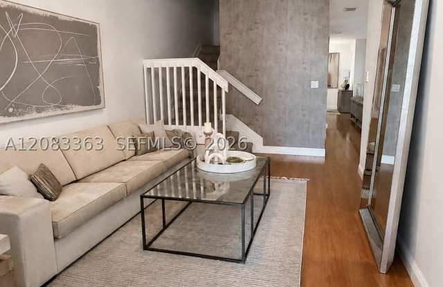 7512 NW 108th Path Gallery 2