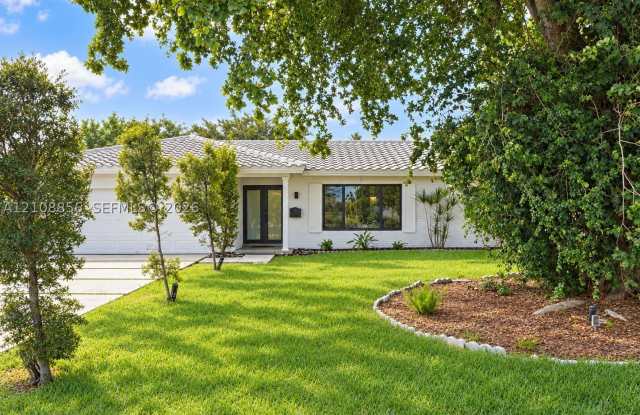 10360 NW 40th Pl Gallery 2